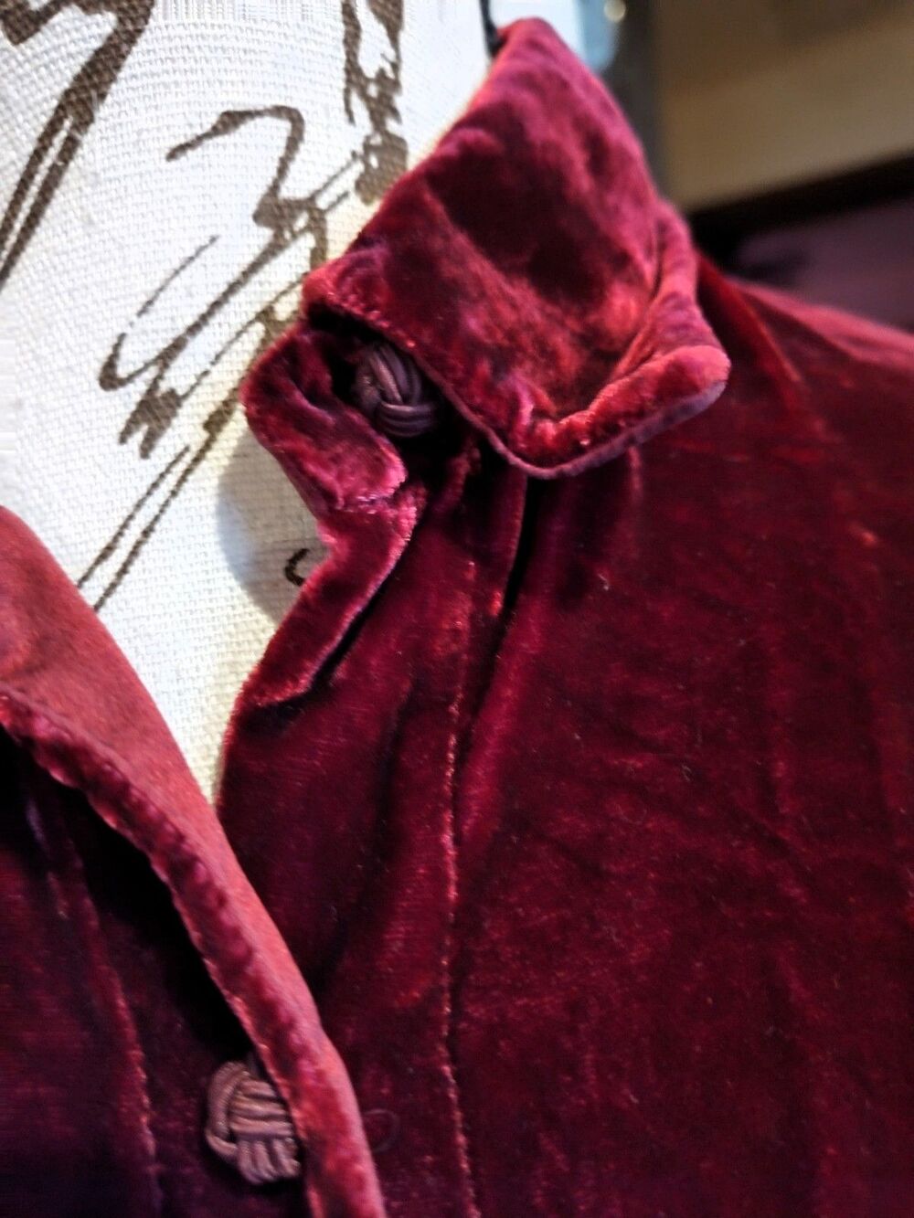 Luxurious 2 Piece Red Velvet Slacks & Button down Shirt/Jacket Suite SZ 4P - Picture 3 of 13